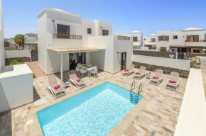 Villa Alicia by Villa Plus